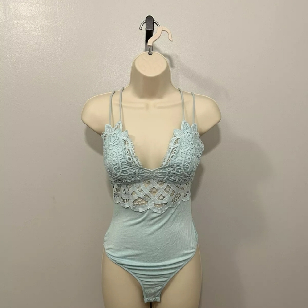 RUE 21 SPAGUETTI STRAP TOP BLOUSE LACE SMALL GUC BODYSUIT - Picture 8 of 12